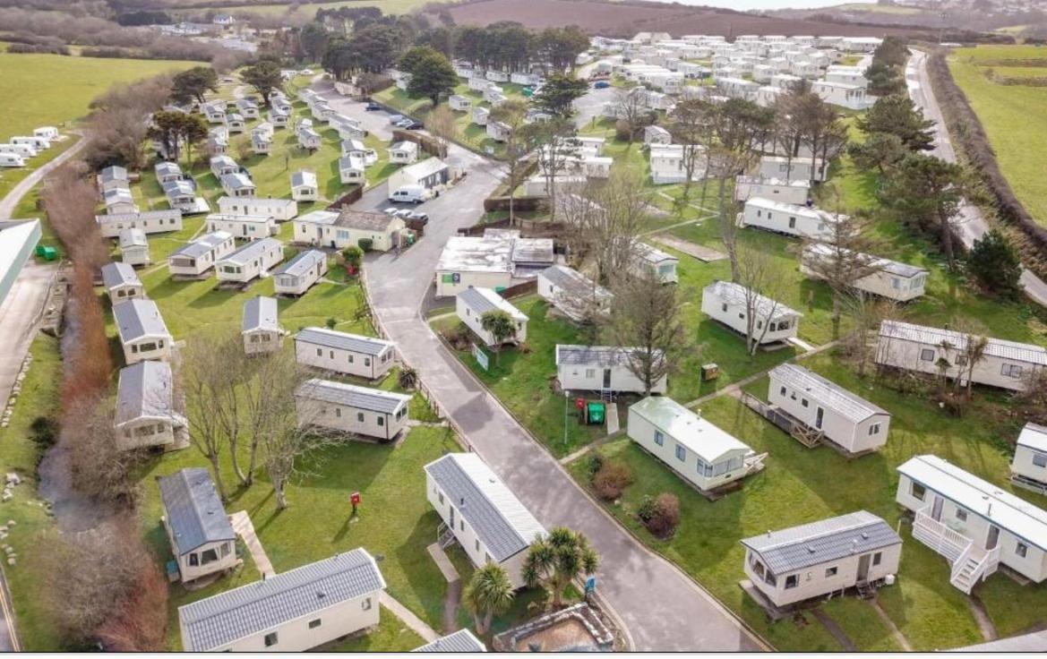 Mollys Retreat Pet Friendly Three Bed Caravan With Small Garden Newquay Bay Resort Quieter Area Of Park Exteriér fotografie