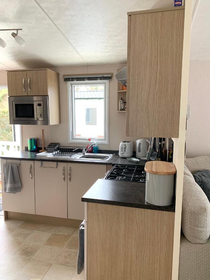 Mollys Retreat Pet Friendly Three Bed Caravan With Small Garden Newquay Bay Resort Quieter Area Of Park Exteriér fotografie